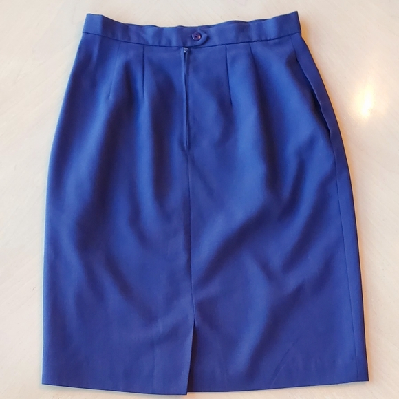 🌺3 for $10 Rafael Classic Skirt - Picture 2 of 8